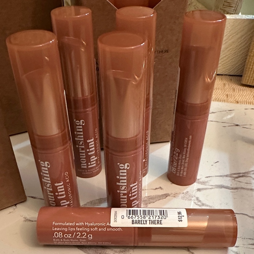 Three boxes , 18pcs.Baht & Body Work,Nourishing lip tint Balm - Barely There